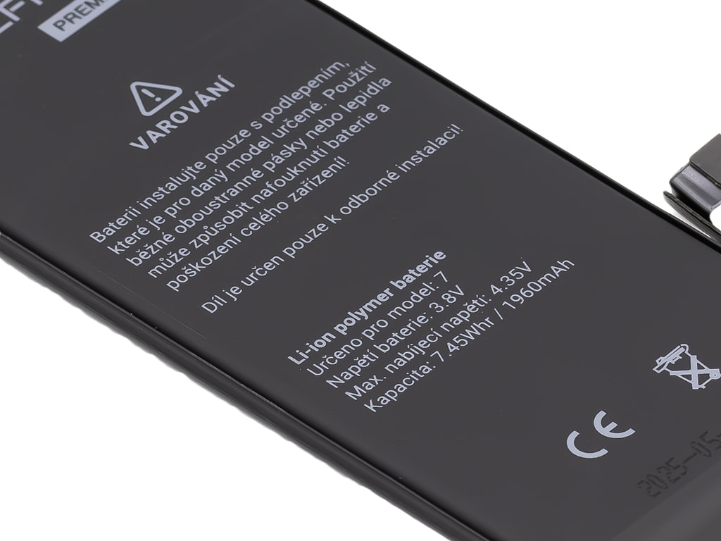 Připravená výměna baterie iPhone 7 – náhradní díl